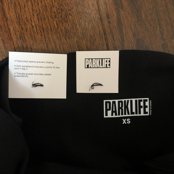 Aritzia Parklife black gym pants. - Picture 4 of 4